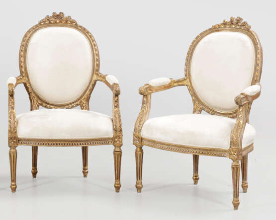 Paar große Armlehnsessel im Louis XVI-Stil - photo 1