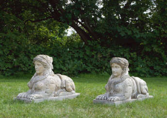 Paar Sphingen als Parkskulpturen