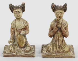 Paar Hofdamen mit Instrumenten aus der Tang-Dynastie
