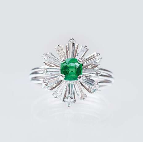 Vintage Smaragd-Diamant-Ring - фото 1