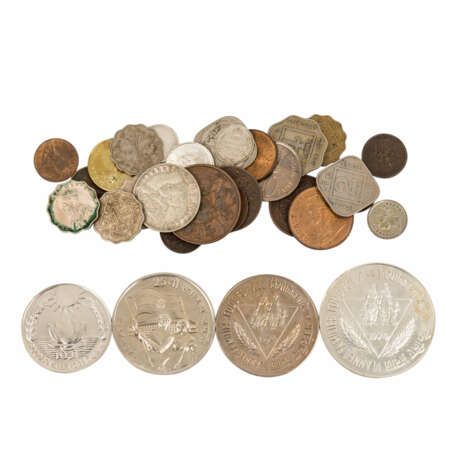 Indien - ca. 30 Münzen ab 19. Jahrhundert, - фото 1