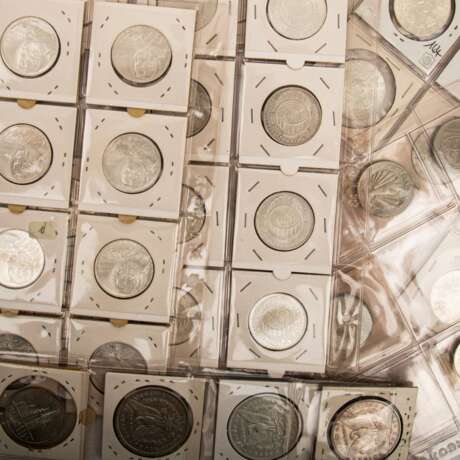 Konvolut moderner Silbermünzen, - Foto 4