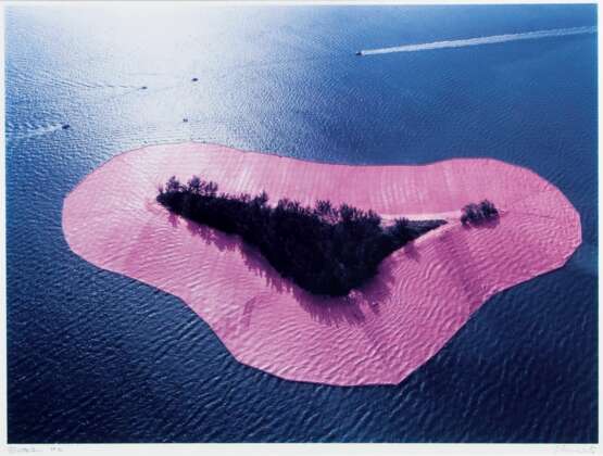 Christo. Surrounded Islands - Foto 1