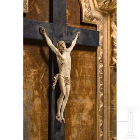 Feiner geschnitzter Christuskorpus in Barockrahmen, Italien, 18. Jahrhundert - Foto 2