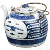 Blau-weiße Porzellan-Teekanne, China, 18. Jahrhundert - photo 2