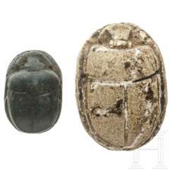 Zwei Amulett-Skarabäen, Ägypten, 2. - 1. Jahrtausend vor Christus