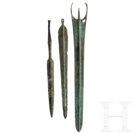 Drei bronzene Lanzenspitzen, Luristan, Westiran, 16. - 10. Jahrhundert vor Christus - фото 2