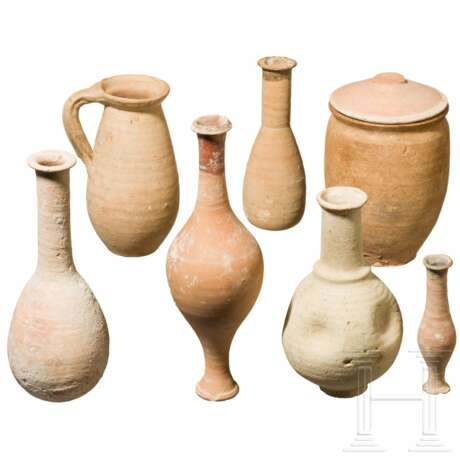 Sieben Keramikgefäße, römisch, 1. - 3. Jahrhundert - photo 1