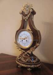 Антикварные часы "Лира"