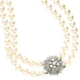 Kette: sehr schöne vintage Akoya-Perlenkette mit hochwertiger Brillantschließe aus 18K Weißgold - фото 1