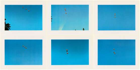 Baldessari, John. Throwing three balls in the air to get a straight line (Best of thirty-six attempts) - фото 1