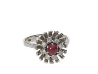 Ring: interessanter vintage Rubin/Diamant-Blütenring, 14K Weißgold