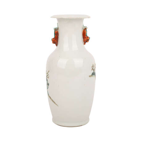 Famille rose - Vase. CHINA, späte Qing-Dynastie (19. Jahrhundert). - Foto 3