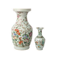 Zwei Vasen. CHINA, um 1900.