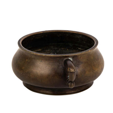 Weihrauchbrenner aus Bronze. CHINA, 19./20. Jahrhundert. - photo 4