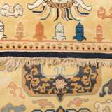 Teppich. CHINA, 20. Jahrhundert, 151x89 cm. - Foto 3