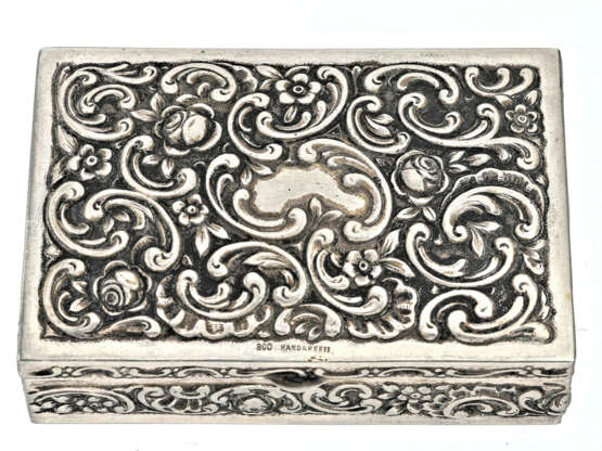 Dose: prunkvolle antike Silberdose mit floralen Verzierungen, Handarbeit aus 800er Silber - photo 1