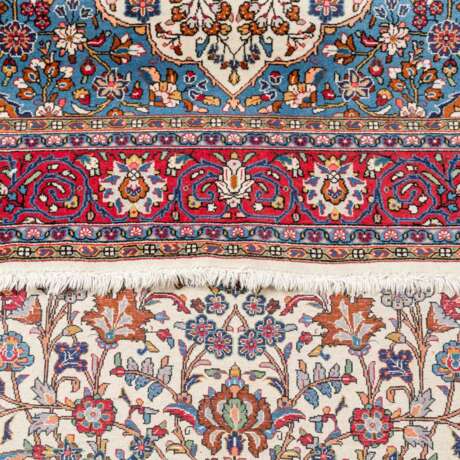 Orientteppich. SAROUGH/NORD-WEST-PERSIEN, 20. Jahrhundert, 202x130 cm. - фото 3