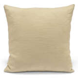 A GROUP OF TEN CUSHIONS - фото 5