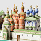 A RUSSIAN PAINTED-PINE MODEL OF THE TRINITY MONASTERY OF ST.SERGII - фото 3