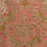 A PAIR OF PINK LINEN AND GREEN-AND-OATMEAL VELVET APPLIQUE 'BROCKHAM' CURTAINS - photo 4