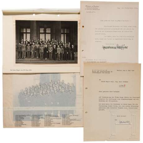 Zwei Gruppenaufnahmen vom Besuch einer russischen bzw. japanischen Militärdelegation bei der Firma Krupp, 1939 bzw. 1941 - Foto 3