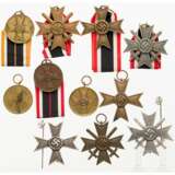 Zehn Auszeichnungen Kriegsverdienstkreuz 1939, verschiedene Stufen - фото 1