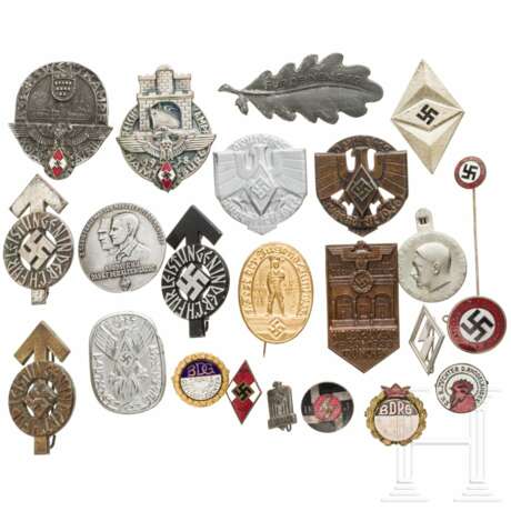 Gruppe Auszeichnungen der "Hitlerjugend - HJ" - Foto 1