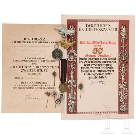 Auszeichnungen und Miniaturen des Reichsluftschutzbundes - Foto 1