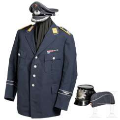 Uniformensemble eines Flugzeugführers des 2. Weltkriegs