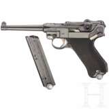 Pistole 08, Mauser, Code "1939 - 42", mit Sonderlauf - Foto 1