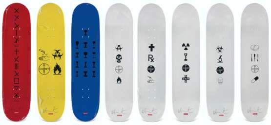 A FULL SET OF DAMIEN HIRST 'SPIN' & ‘SPOTS' SKATEBOARDS - photo 2
