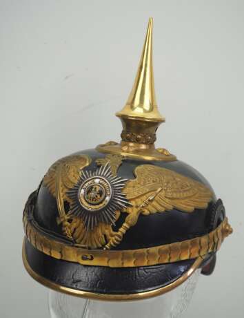 Helm für Offiziere der Garde-Grenadier-Regimenter, in Dienstausführung. - photo 1
