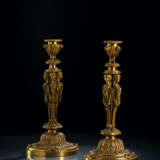 Seltenes Paar von Louis-XVI Kerzenleuchter - фото 1