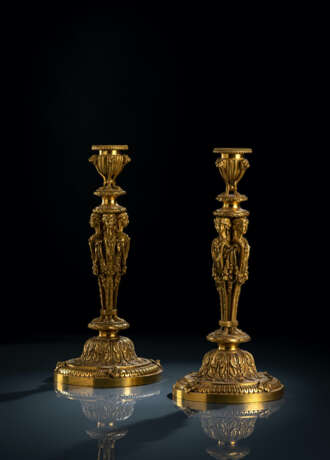 Seltenes Paar von Louis-XVI Kerzenleuchter - Foto 1