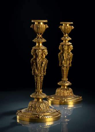 Seltenes Paar von Louis-XVI Kerzenleuchter - фото 2