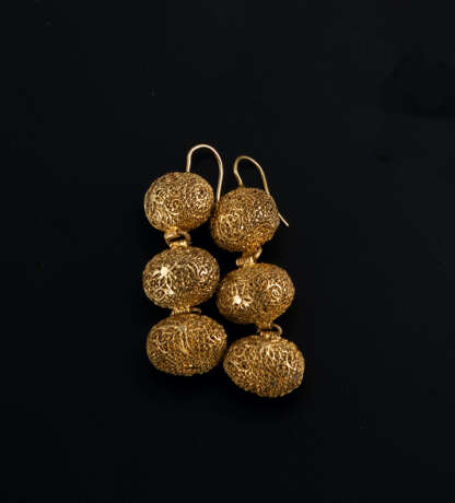 Paar traditionelle Ohrringe aus Filigranwerk - Foto 1