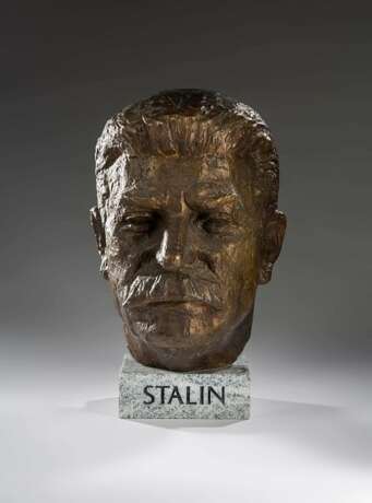 Buste en bronze &quot;J. Staline&quot; - photo 1