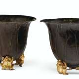 A PAIR OF CONTINENTAL PATINATED AND GILT-BRONZE JARDINIÈRES - photo 2