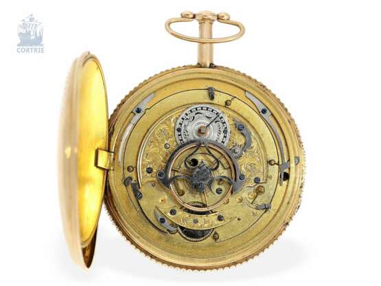 Taschenuhr: große französische Schlagwerks-Uhr mit seltenem Schlagwerk mit "Carillon" und außergewöhnlichem Goldzifferblatt, ca. 1820 - Foto 2