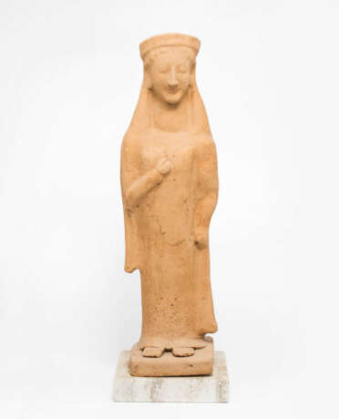 Grosse archaische Figur einer Kore - Foto 1