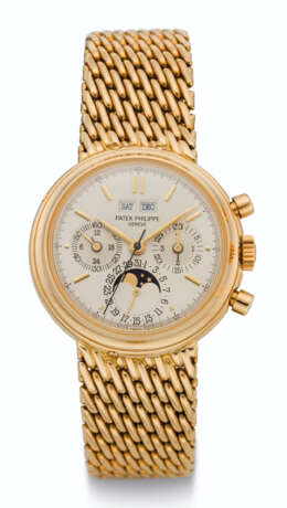 Patek Philippe. PATEK PHILIPPE, 18K GOLD, PERPETUAL CALENDAR CHRONOGRAPH WRISTWATCH WITH MOON PHASES, 24 HOUR, LEAP YEAR INDICATION AND SPECIALLY COMMISSIONED CLASP, REF. 3970/2 - фото 1
