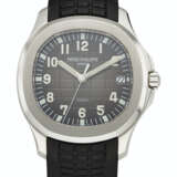 Patek Philippe. PATEK PHILIPPE, AQUANAUT STEEL WITH BRACELET, RETAILED BY TIFFANY & CO., REF 5167/1A-001 - фото 1
