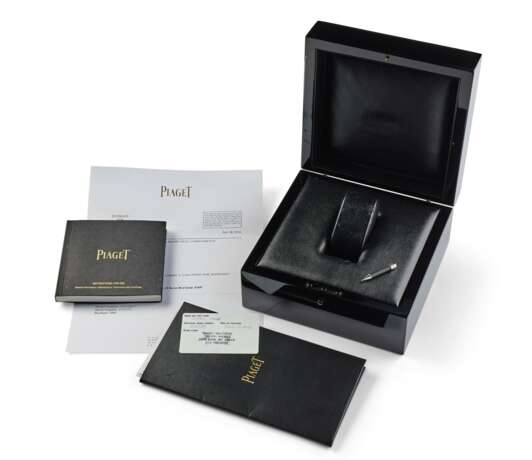 Piaget. PIAGET, EMPERADOR DUAL TIME, 18K PINK GOLD, LIMITED EDITION NO. G 147/200 - фото 4