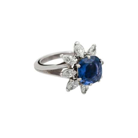 Ring mit feinem blauem Saphir von 2,4 ct, - photo 1