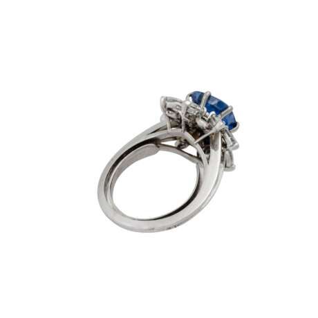 Ring mit feinem blauem Saphir von 2,4 ct, - photo 3