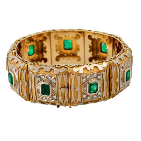 Armband mit Smaragden und Brillanten, zusammen ca. 2,15 ct, - Foto 2