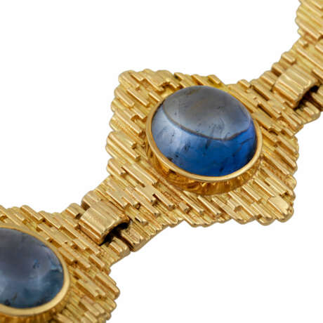 Armband mit 5 ovalen hellblauen Saphircabochons - Foto 5