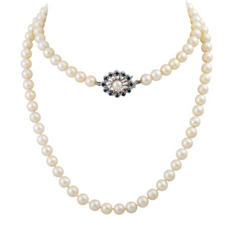 Lange Perlenkette mit Saphirschließe, - фото 1