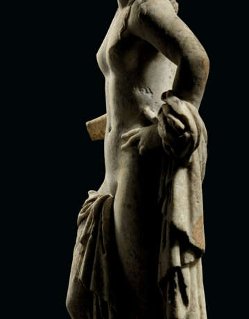 A ROMAN MARBLE VENUS - фото 6